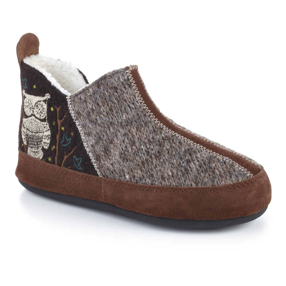 Women's Forest Bootie Slippers in Chocolate Owl Right Angled View#color_chocolate