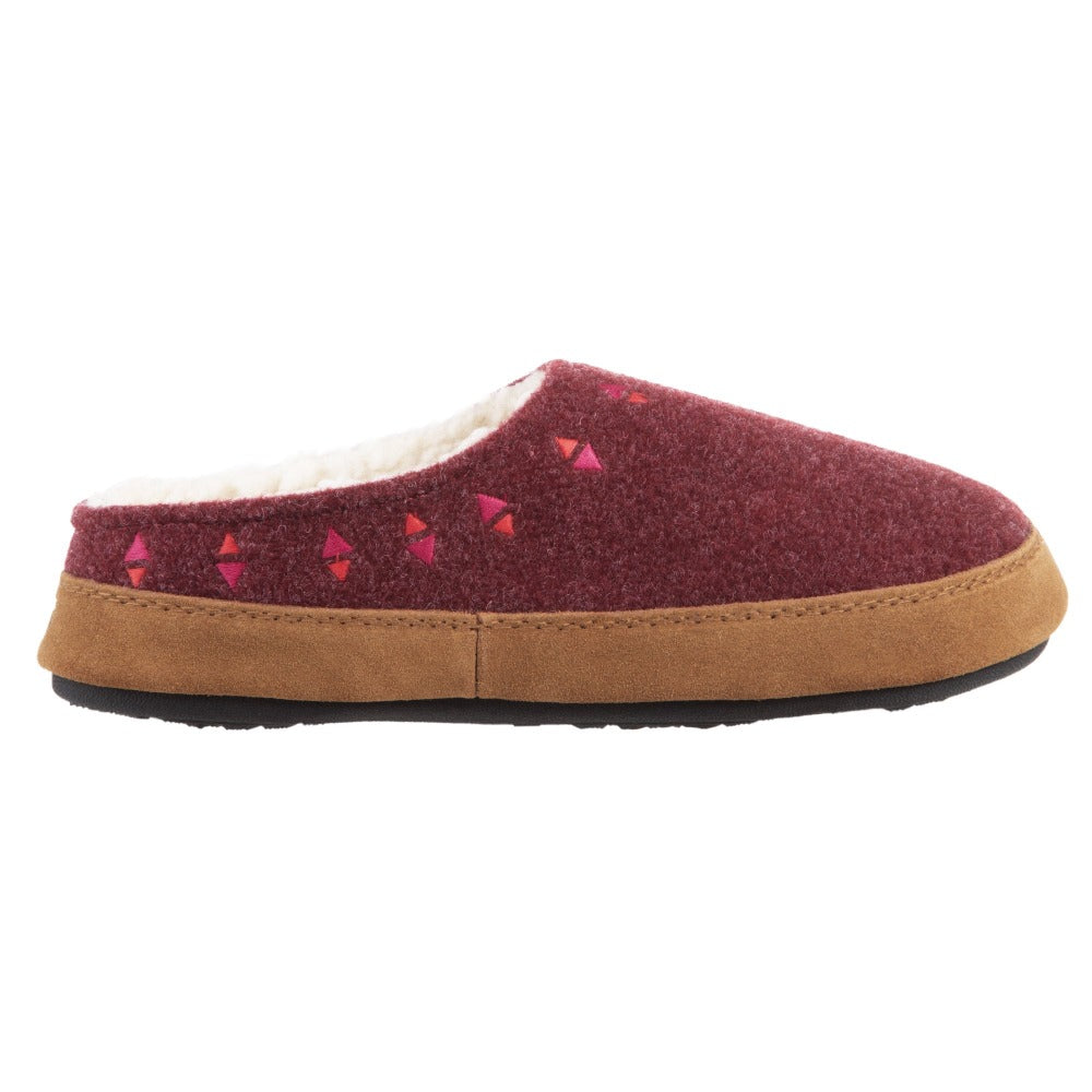 Acorn Women's Geo Hoodback Slipper Garnet Side View#color_garnet