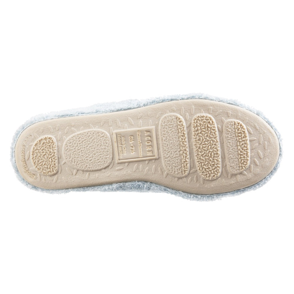 Women's Spa Quilted Clog in Powder Blue Bottom Sole Tread#color_powder-blue